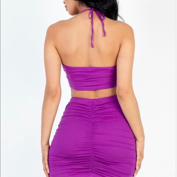 New Trendy Women’s Crisscross Halter Top & Ruched Mini Skirt Set - Picture 3 of 5